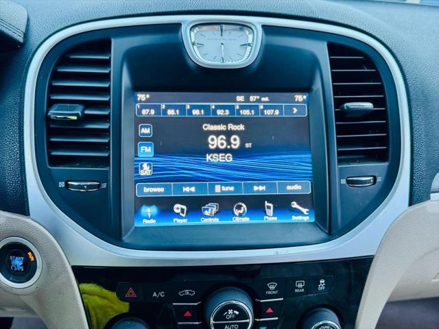 2012 Chrysler 300 Limited
