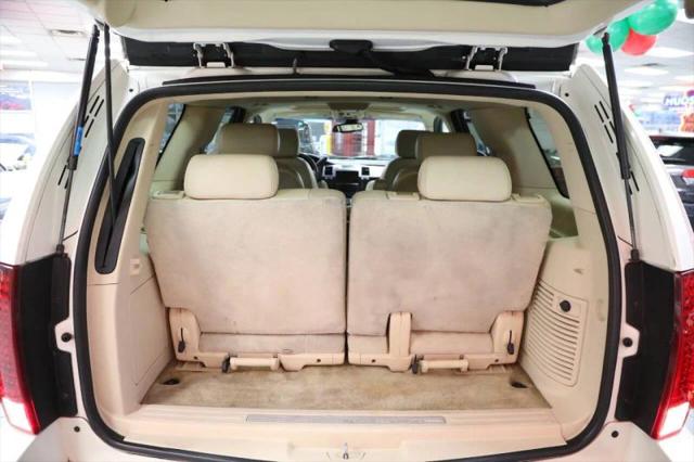 2007 Cadillac Escalade Standard