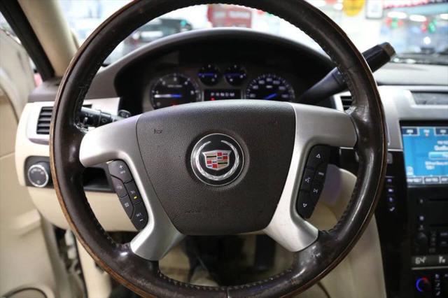 2007 Cadillac Escalade Standard