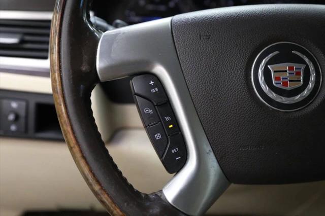 2007 Cadillac Escalade Standard