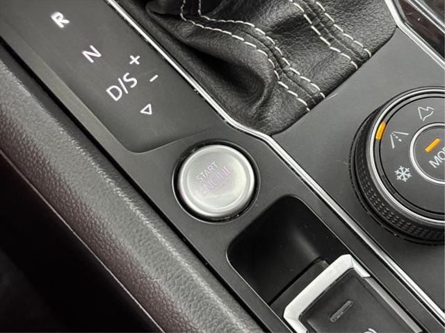 2022 Volkswagen Atlas 3.6L V6 SEL Premium R-Line