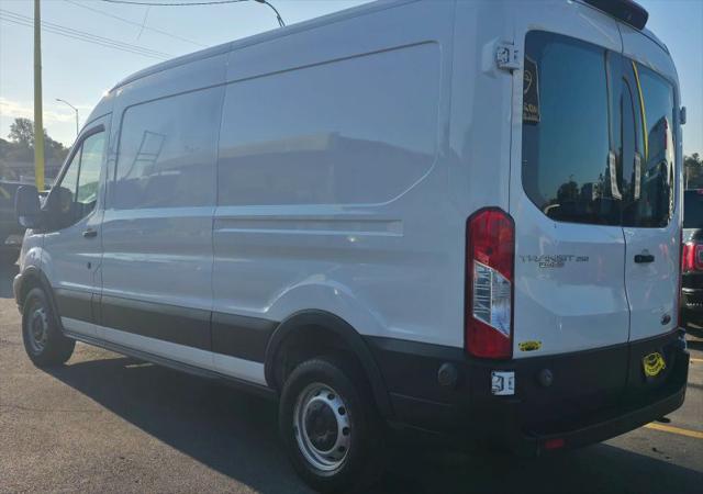 2019 Ford Transit Medium Roof w/Sliding Side Door w/LWB