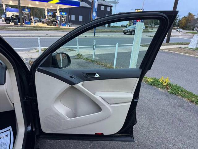 2010 Volkswagen Tiguan Wolfsburg Edition