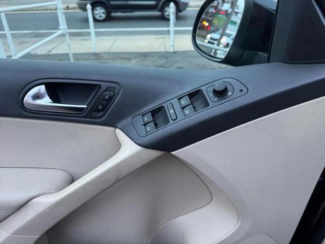 2010 Volkswagen Tiguan Wolfsburg Edition