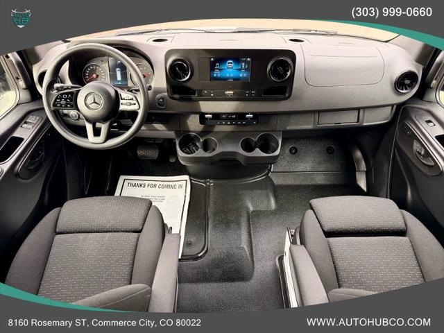 2022 Mercedes-Benz Sprinter 2500 Standard Roof V6