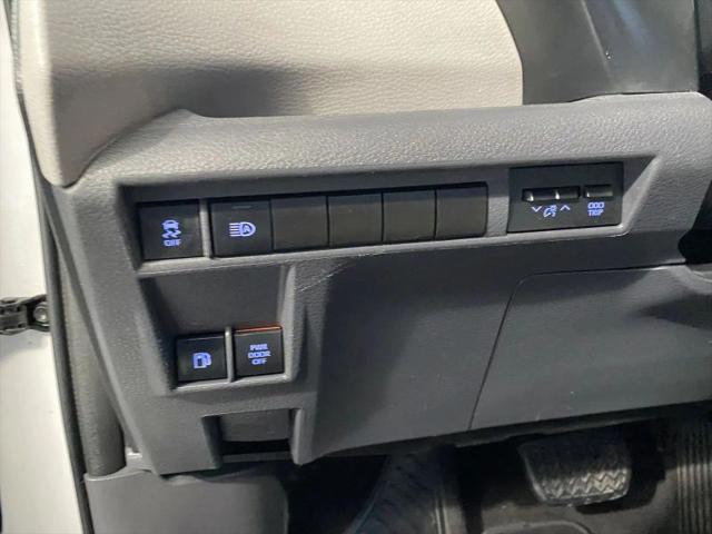 2023 Toyota Sienna LE