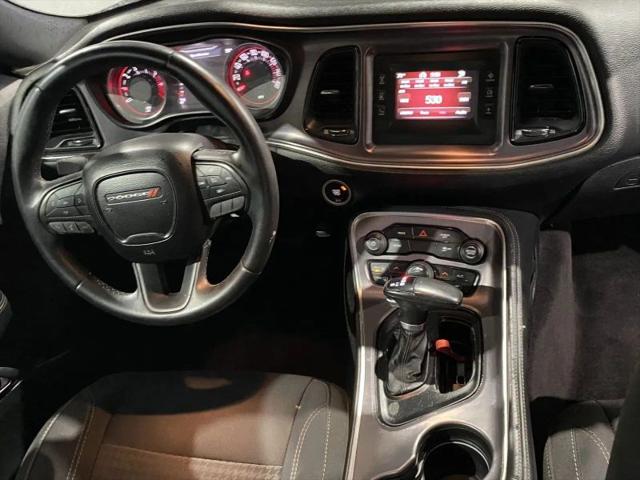 2017 Dodge Challenger SXT