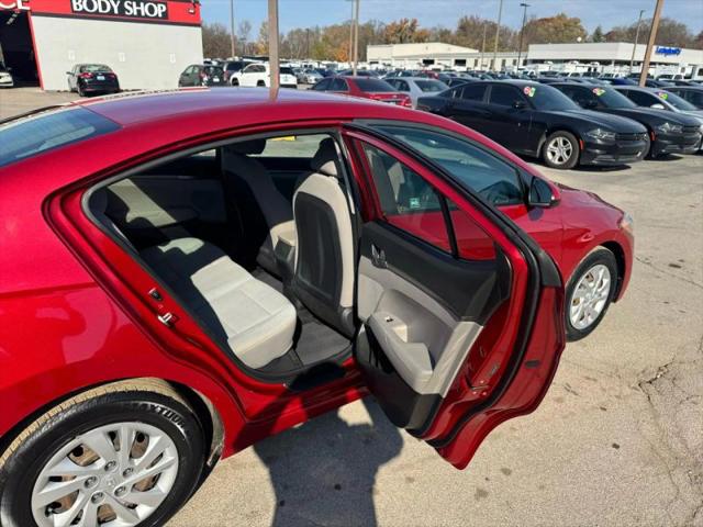 2018 Hyundai Elantra SE