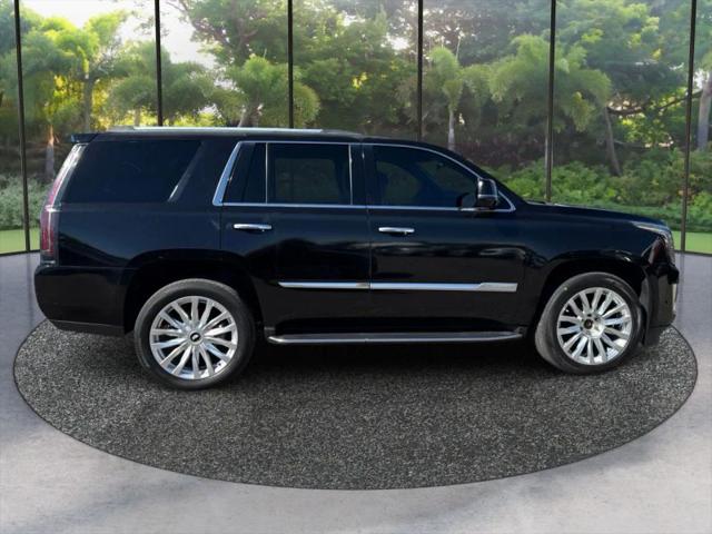 2020 Cadillac Escalade 4WD Luxury
