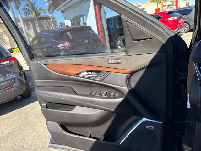 2020 Cadillac Escalade 4WD Luxury