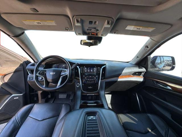 2020 Cadillac Escalade 4WD Luxury