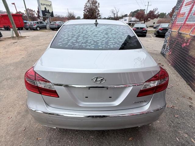 2012 Hyundai Genesis 3.8
