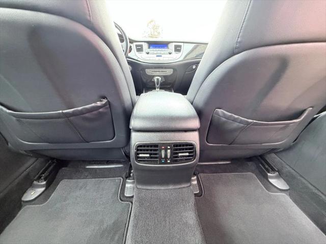 2012 Hyundai Genesis 3.8