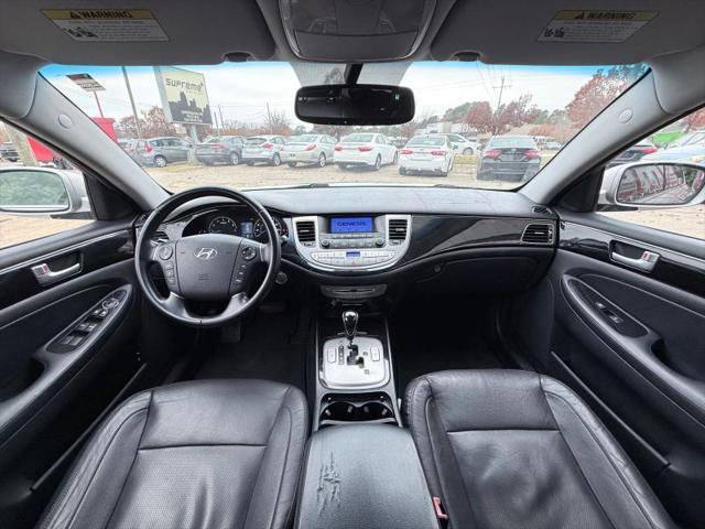 2012 Hyundai Genesis 3.8