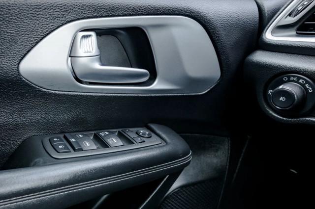 2024 Chrysler Pacifica Touring