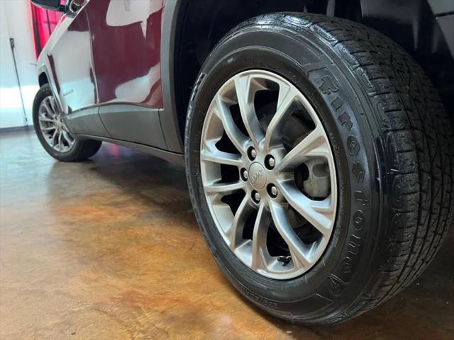 2019 Jeep Cherokee Latitude Plus FWD