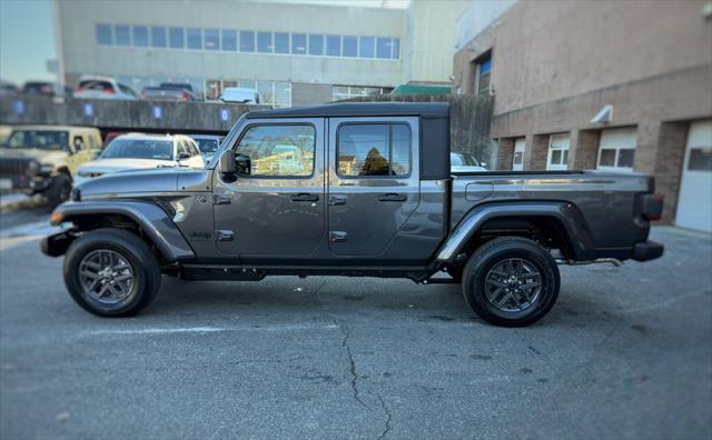 2026 Jeep Gladiator Sport S