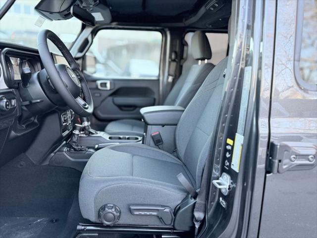 2026 Jeep Gladiator Sport S