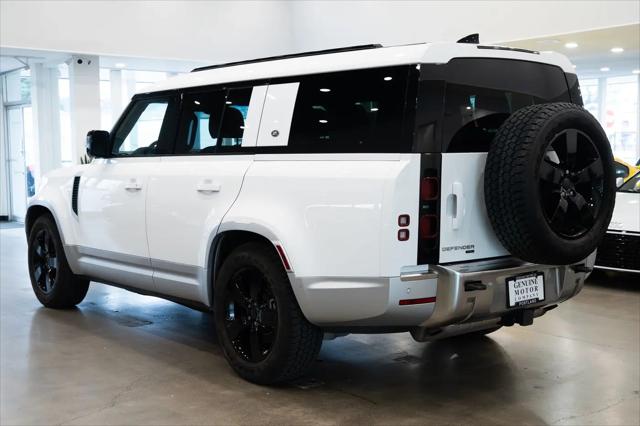 2023 Land Rover Defender 130 SE