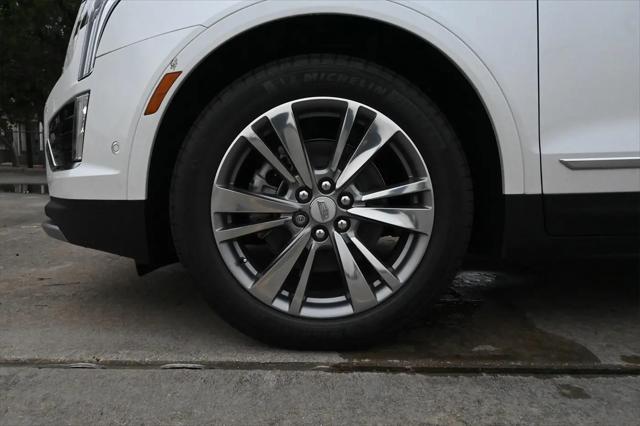 2026 Cadillac XT5 Premium Luxury FWD