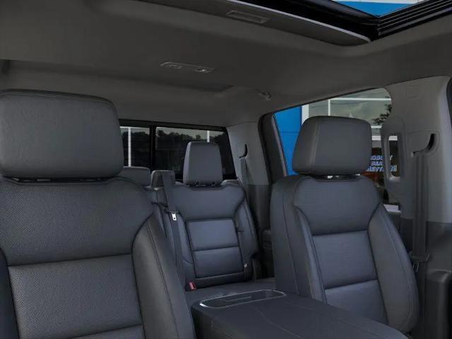 2025 Chevrolet Silverado 1500 4WD Crew Cab Short Bed LTZ