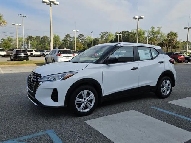 2025 Nissan Kicks S