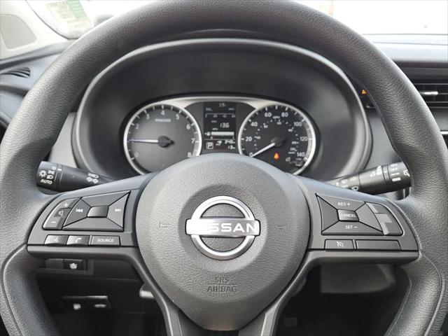 2025 Nissan Kicks S