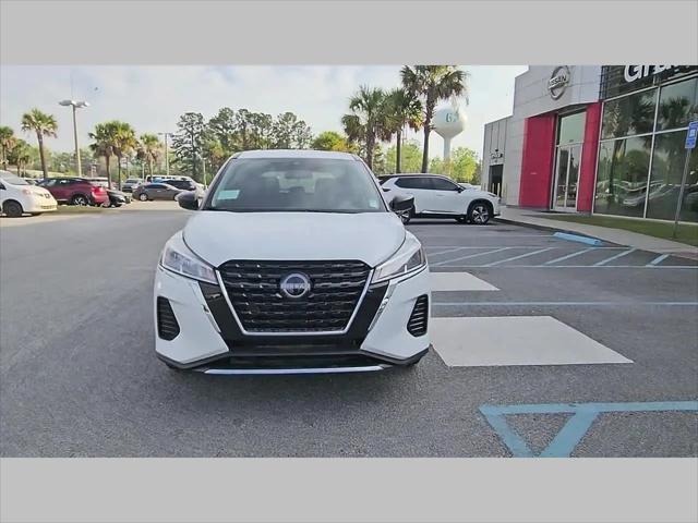2025 Nissan Kicks S