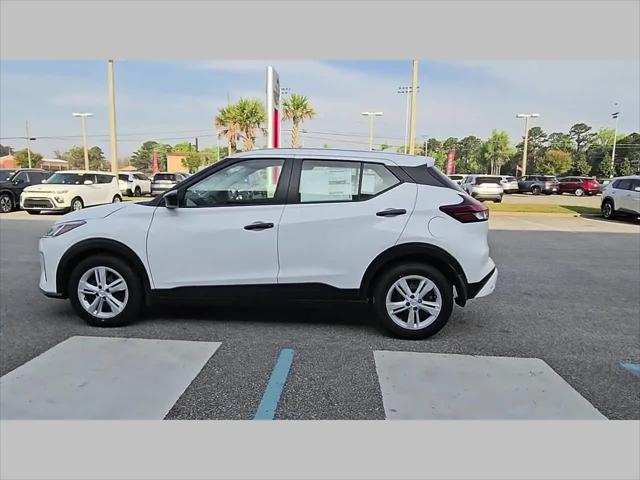 2025 Nissan Kicks S