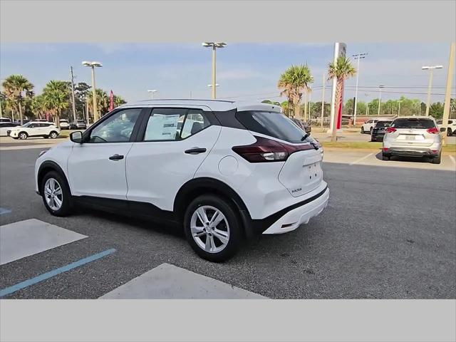 2025 Nissan Kicks S