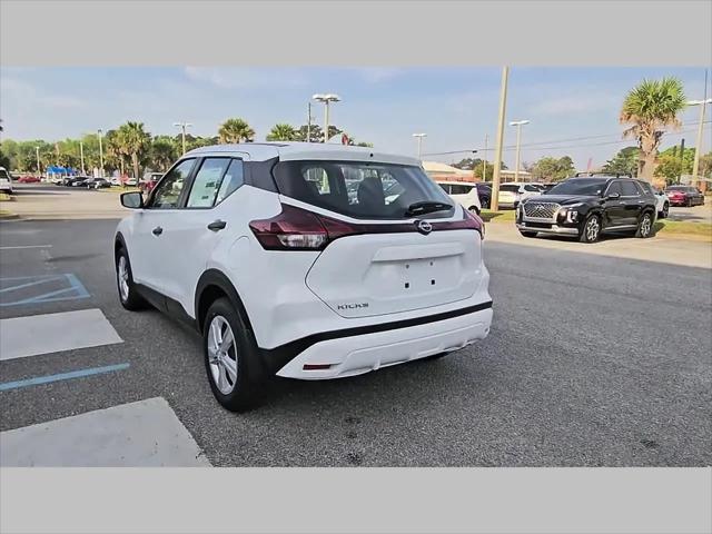 2025 Nissan Kicks S