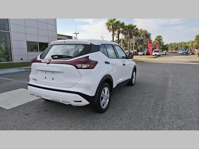 2025 Nissan Kicks S