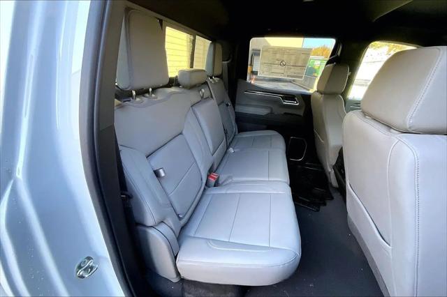 2026 Chevrolet Silverado 1500 4WD Crew Cab Standard Bed LT