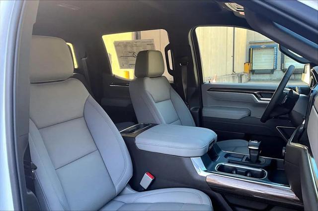 2026 Chevrolet Silverado 1500 4WD Crew Cab Standard Bed LT