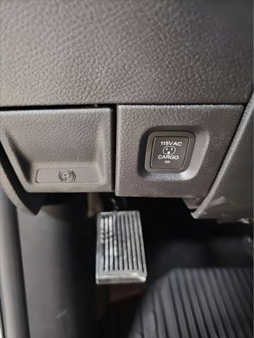 2026 Ram 2500 Tradesman Crew Cab 4x4 6'4" Box