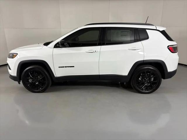 2026 Jeep Compass Latitude Altitude