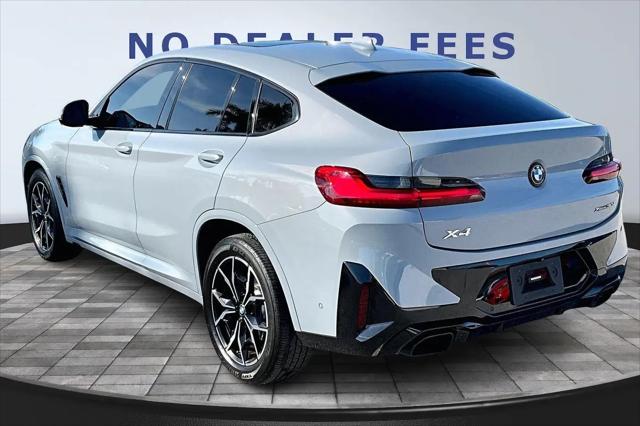 2023 BMW X4 xDrive30i