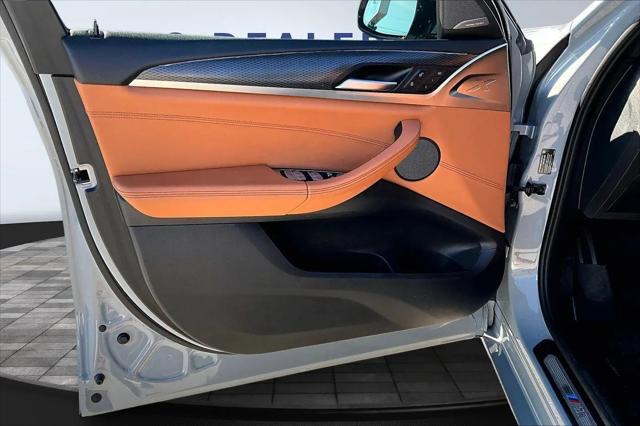 2023 BMW X4 xDrive30i