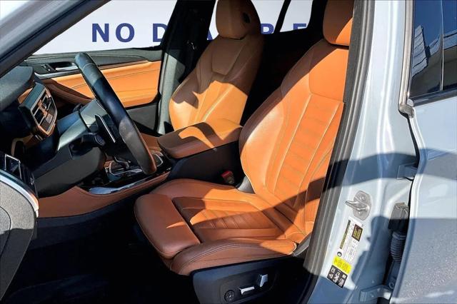 2023 BMW X4 xDrive30i