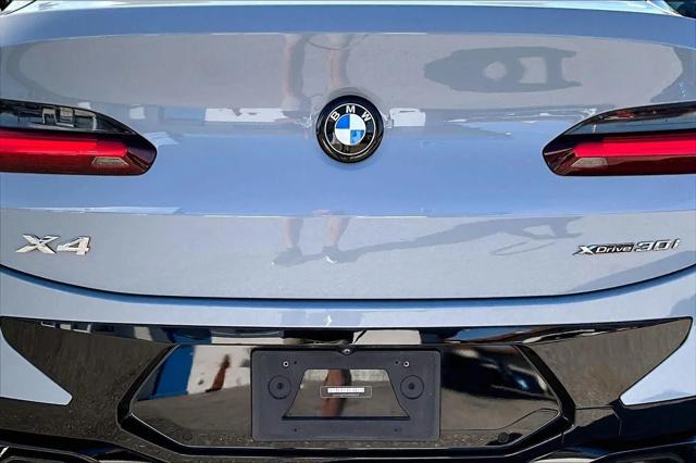 2023 BMW X4 xDrive30i