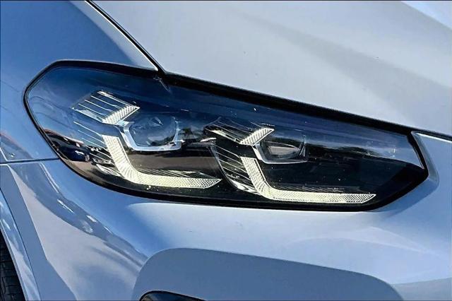 2023 BMW X4 xDrive30i