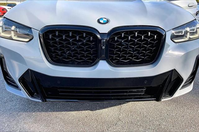 2023 BMW X4 xDrive30i
