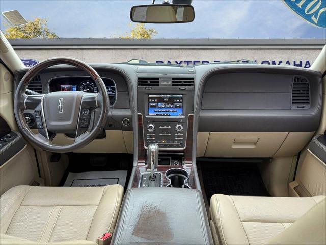 2015 Lincoln Navigator Base