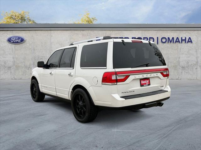2015 Lincoln Navigator Base