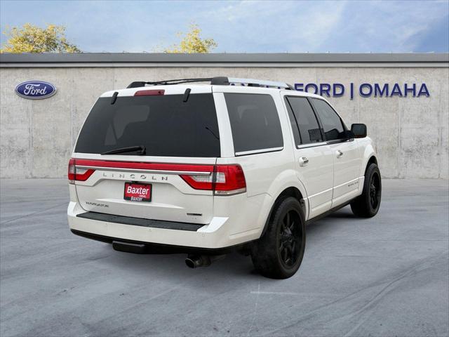 2015 Lincoln Navigator Base