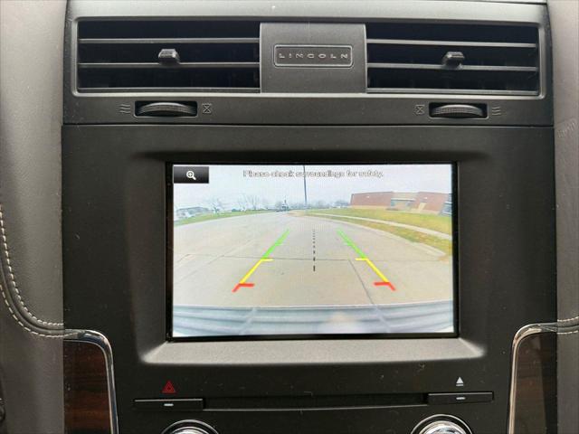 2015 Lincoln Navigator Base