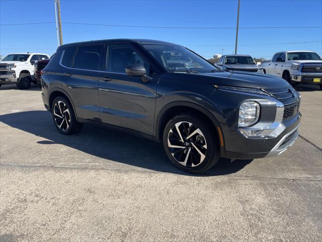 2024 Mitsubishi Outlander SE BLACK EDITION W/PANO R 2024 Mitsubishi Outlander SE BLACK EDITION W/PANO R