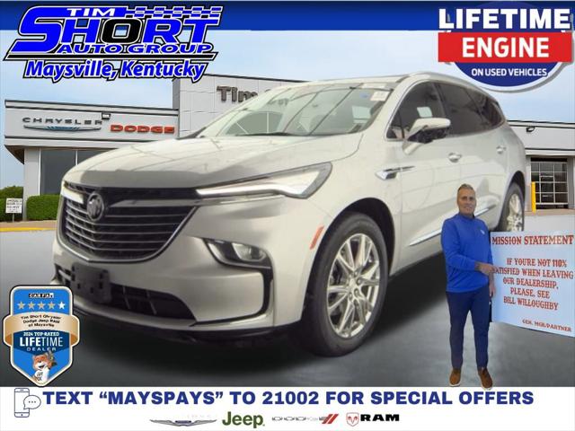 2022 Buick Enclave AWD Essence 2022 Buick Enclave AWD Essence