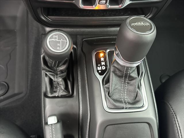 2026 Jeep Gladiator GLADIATOR SAHARA 4X4