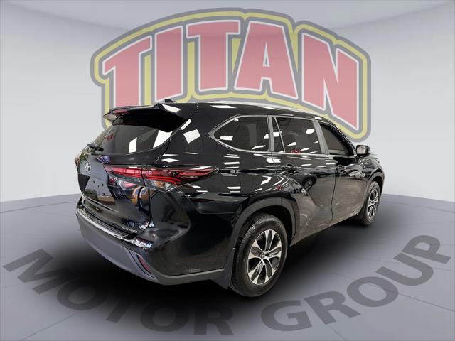 2025 Toyota Highlander XLE AWD (Natl) [1]